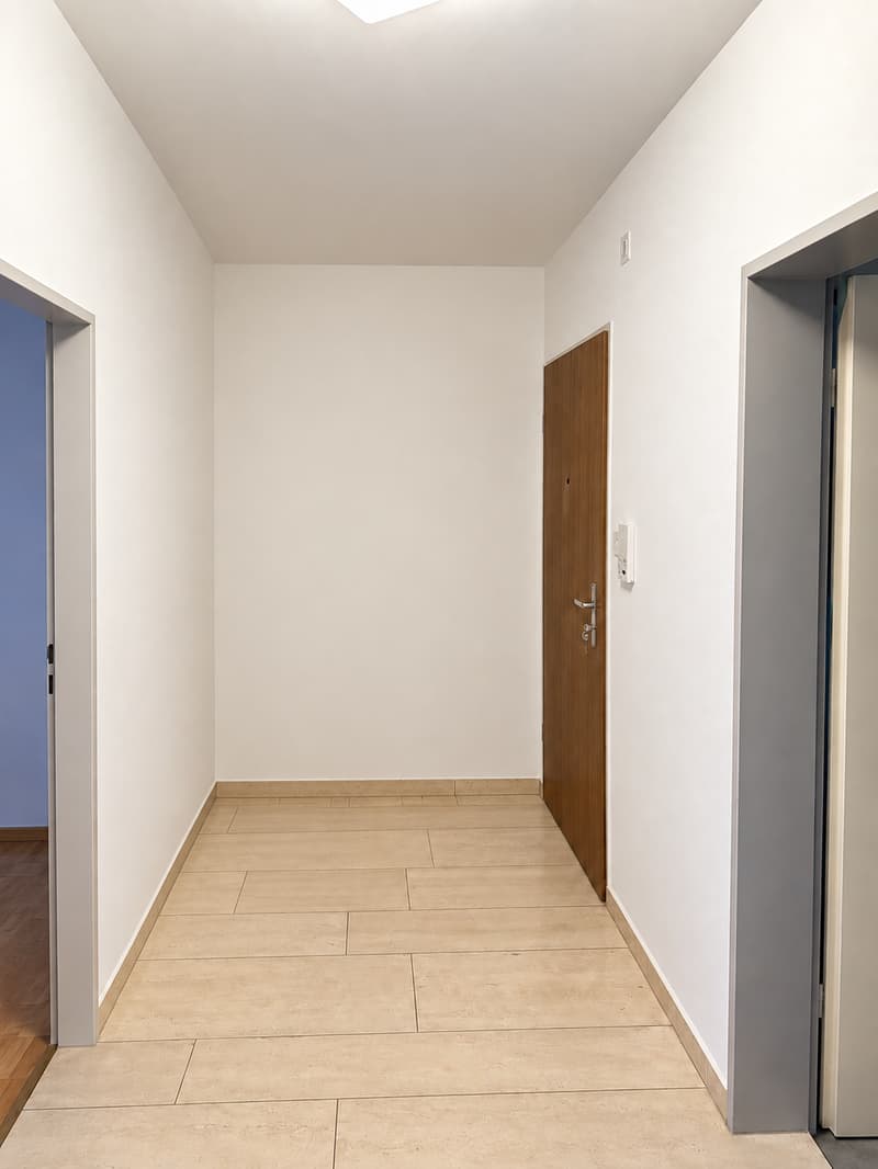 Helle 3.5-Zimmer-Wohnung mit Balkon an ruhiger Lage (5)
