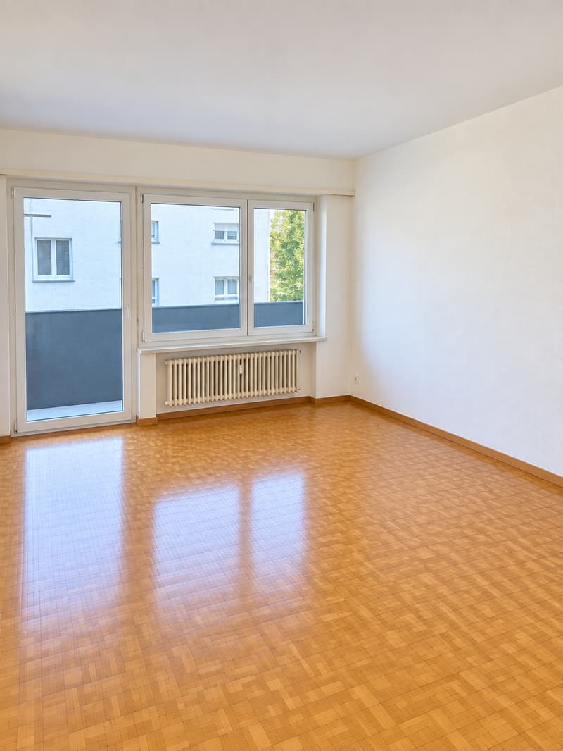 Helle 3.5-Zimmer-Wohnung mit Balkon an ruhiger Lage (3)