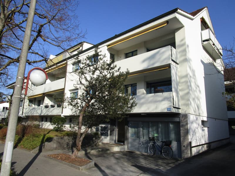 1.5-Zimmerwohnung mit Balkon Nähe Hörnli / Wenkenpark Riehen (5)