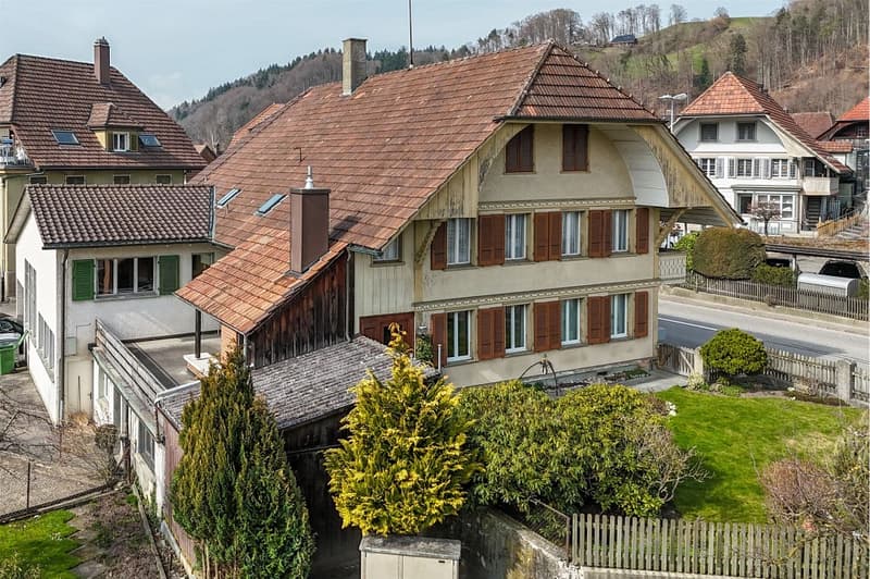 6.5-room residential and commercial building with development potential in a central location (1)