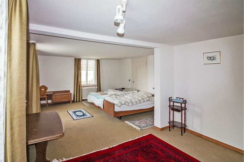6.5-room residential and commercial building with development potential in a central location (9)