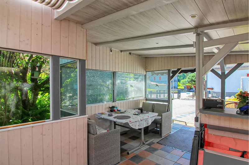 6½ room house with living extension in the village center (6)