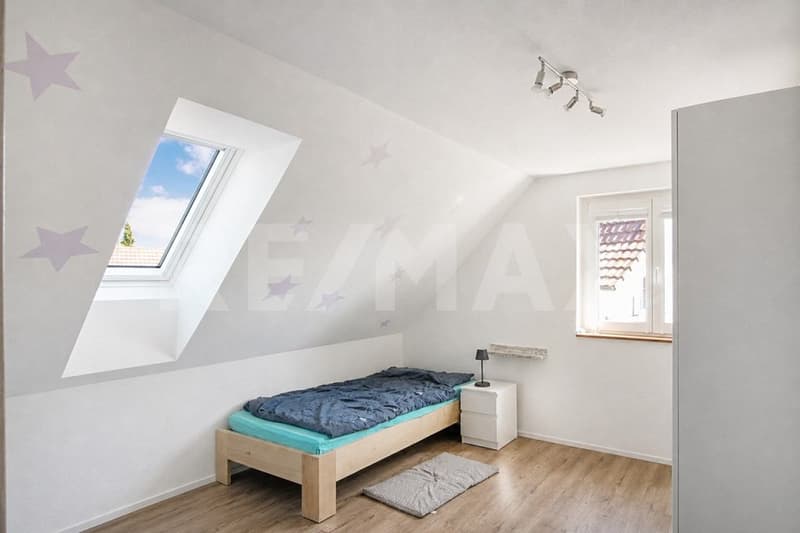 Spacious 5.5-room single-family house in a family-friendly neighborhood (8)
