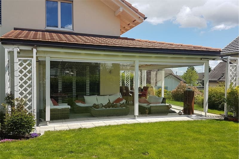Attraktives 4½ Zimmer Einfamilienhaus mit grossem Wintergarten. Sonnig und ruhig gelegen. (3)