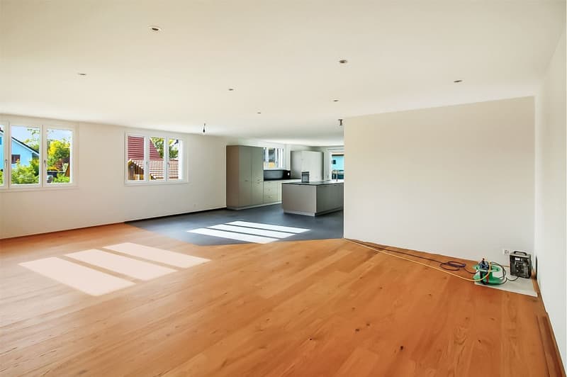 5½ Zimmer-Mietwohnung mit 156 m² Terrasse und hochwertiger Ausstattung (1)