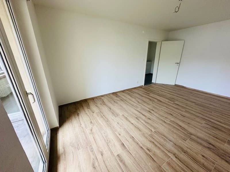 Appartamento luminoso, ristrutturato, 3,5 locali con balcone, disponibile immediatamente a Münchenstein (17)