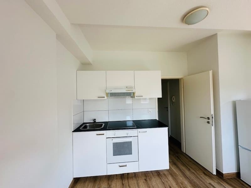 Charmante 1.5-Zimmer-Wohnung mit Balkon in Basel (9)
