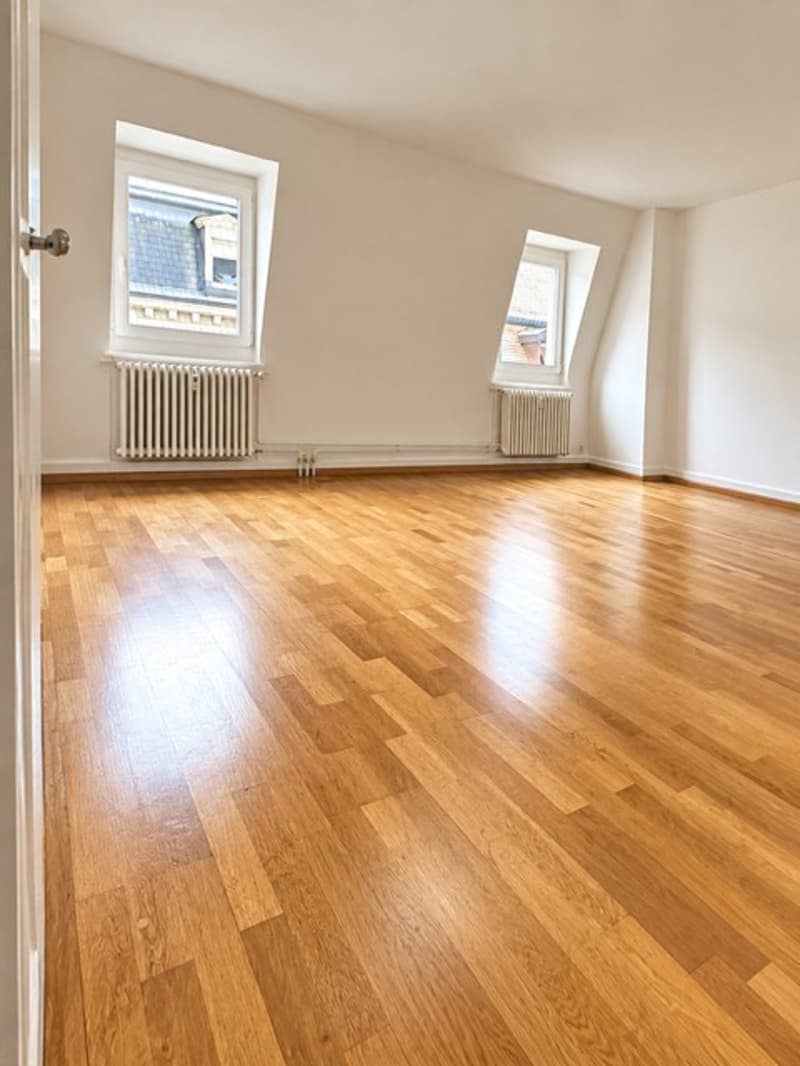 Schöne 3-Zimmer-Altbauwohnung mit Gartenbenutzungzu vermieten (1)
