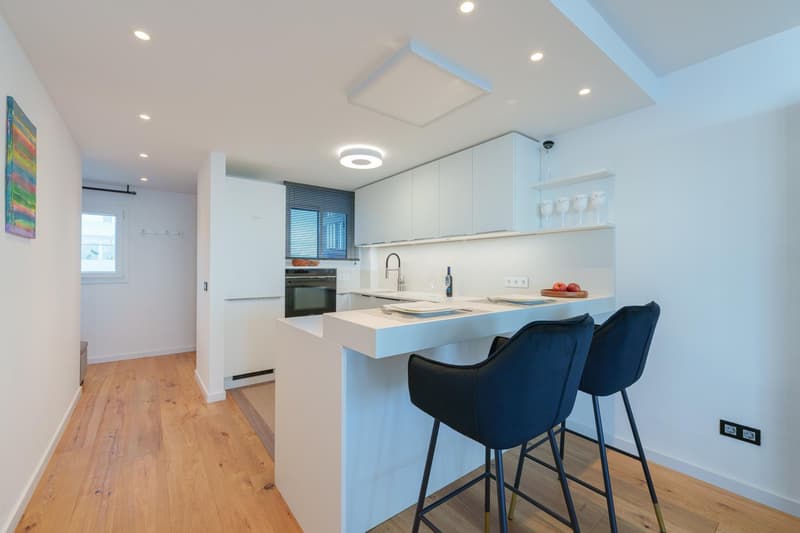 Exclusive penthouse with fantastic 180-degree sea view near the Marivent Royal Palace! (11)