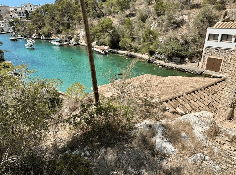 Fantastic property with pool and landlord license for 8 people! (31)