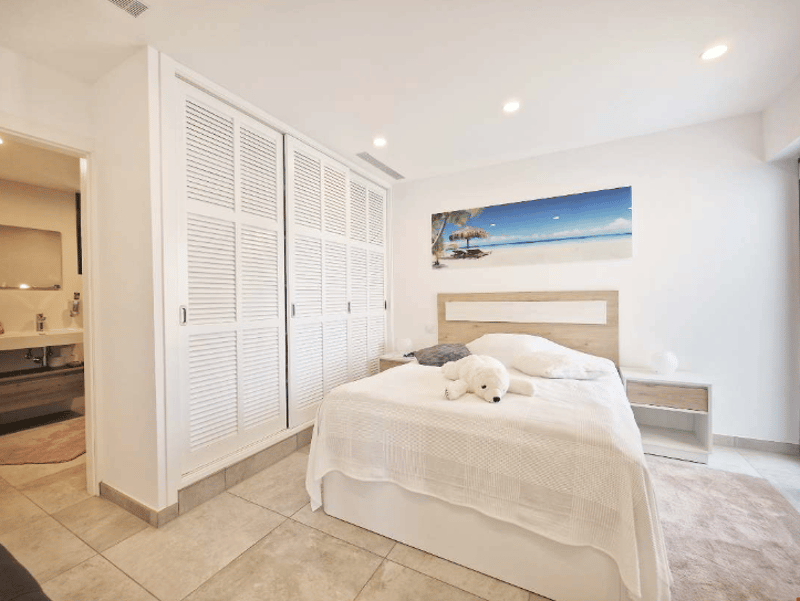 Dream villa on the first sea line in Cala Murada (10)