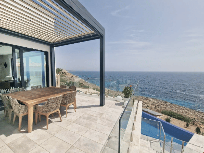 Dream villa on the first sea line in Cala Murada (13)
