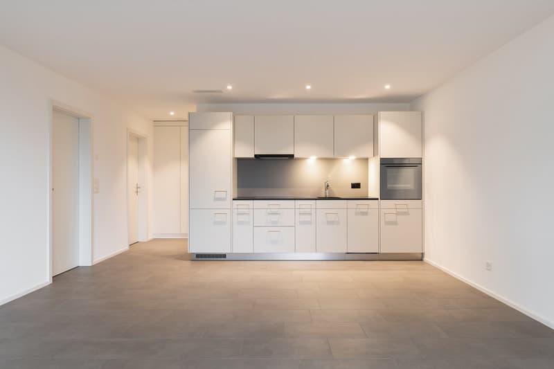 Appartement en propriété sans barrières et de haute qualité avec beaucoup d'espace de stockage (2)