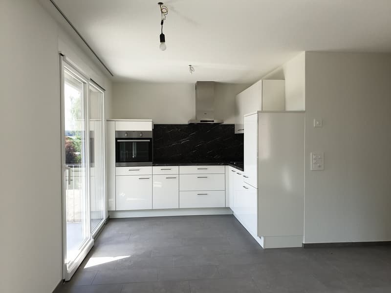 Küche und Terrassenzugang