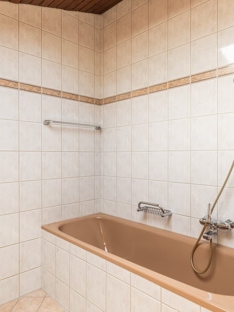 Badezimmer (OG)