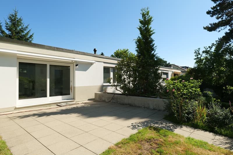 Living on the popular Bruderholz in Bottmingen (2)