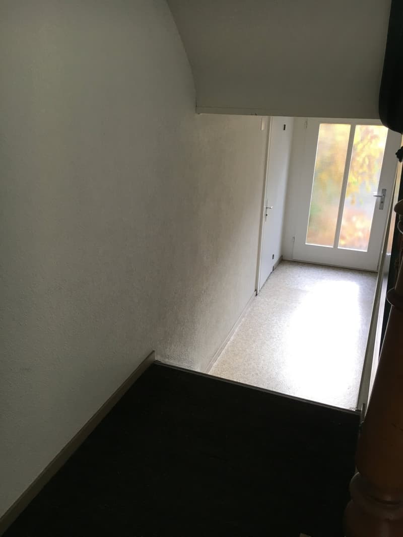 Trockener Lagerraum mit Fenster im St. Johann (3)