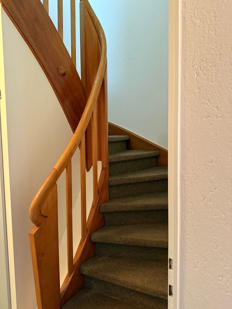 Charmantes 5.5-Zimmer-Einfamilienhaus mit Garten in Biel-Benken (5)