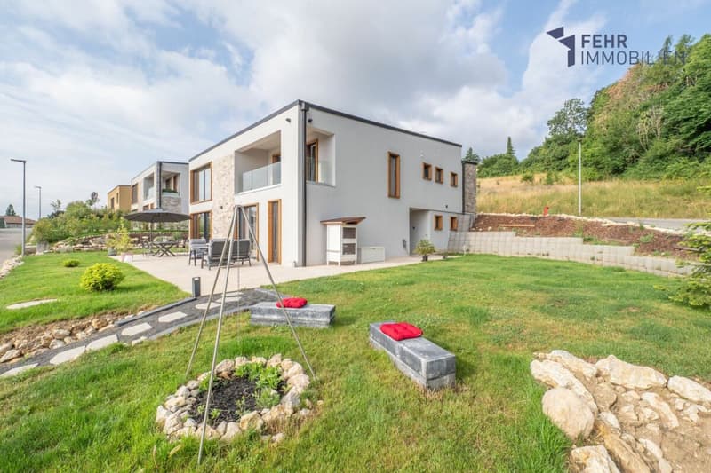 Fehr Immobilien - Top modernes, neuwertiges 6½-Zi.-Einfamilienhaus (11)