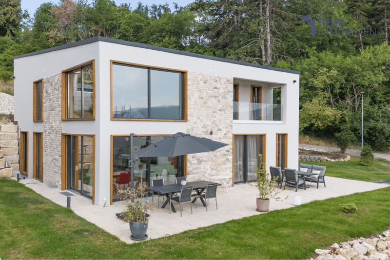 Fehr Immobilien - Top modernes, neuwertiges 6½-Zi.-Einfamilienhaus (12)