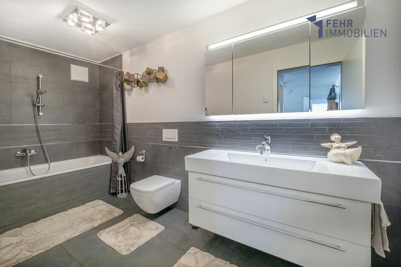Fehr Real Estate - Comfortable 5.5-room terrace apartment with Alpine views (9)
