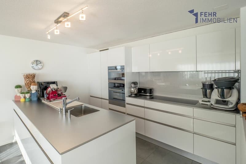 Fehr Real Estate - Comfortable 5.5-room terrace apartment with Alpine views (5)