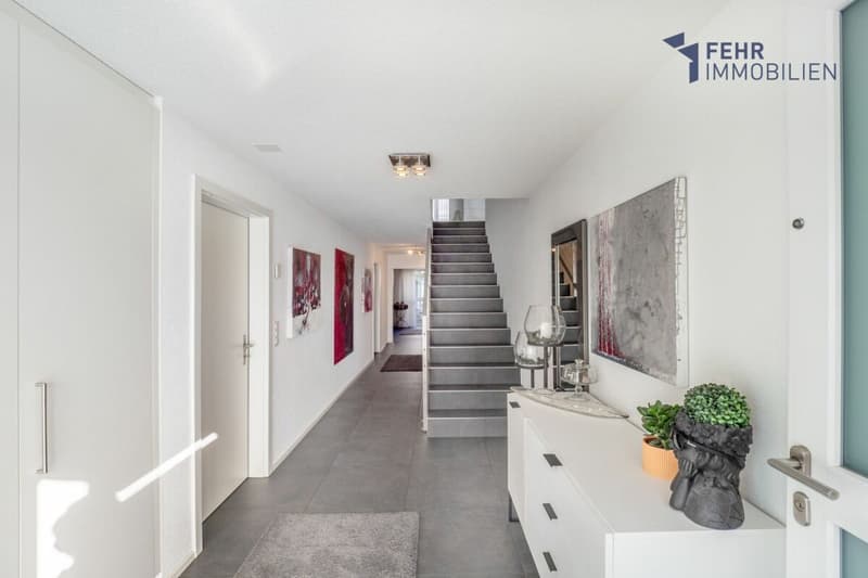 Fehr Real Estate - Comfortable 5.5-room terrace apartment with Alpine views (2)