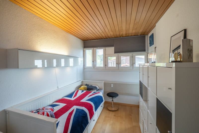 Fehr Real Estate - Bright 4.5-room attic apartment with Alpine view (9)
