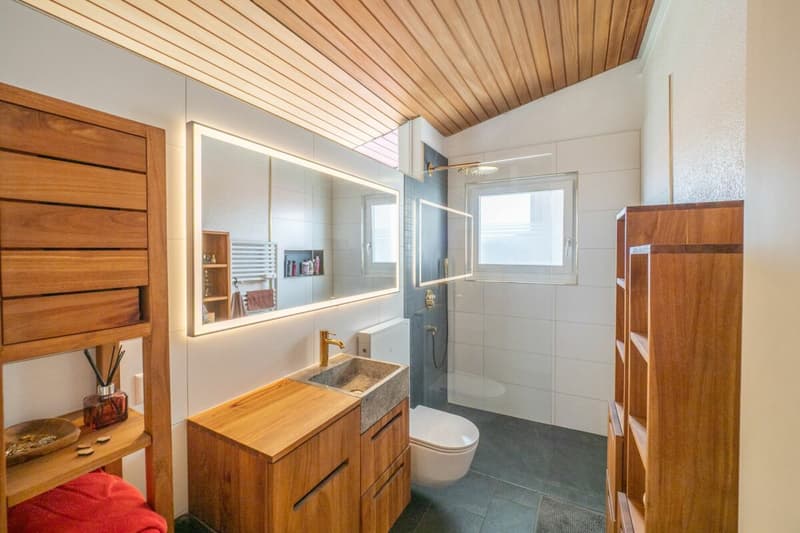 Fehr Real Estate - Bright 4.5-room attic apartment with Alpine view (10)
