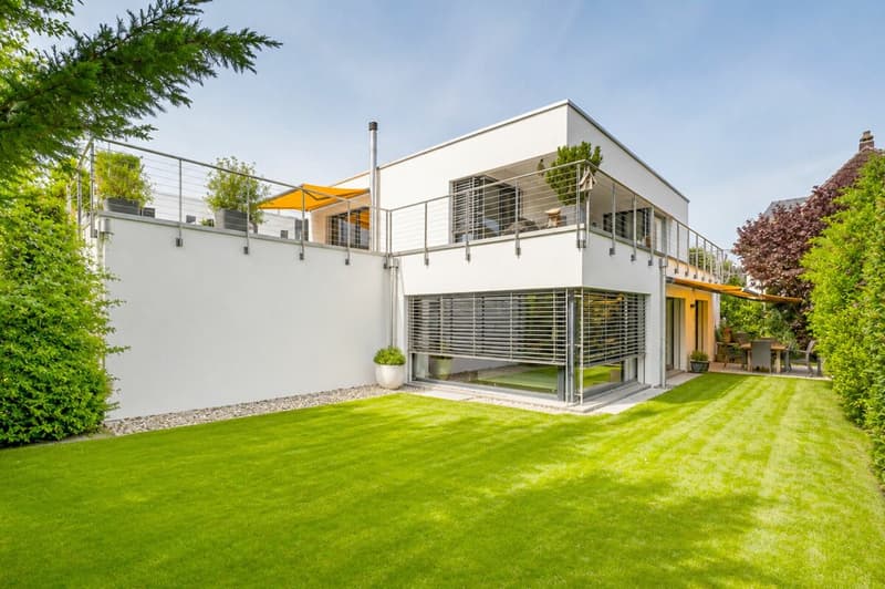 Fehr Real Estate - Modern, well-maintained 5.5-room single-family house (1)