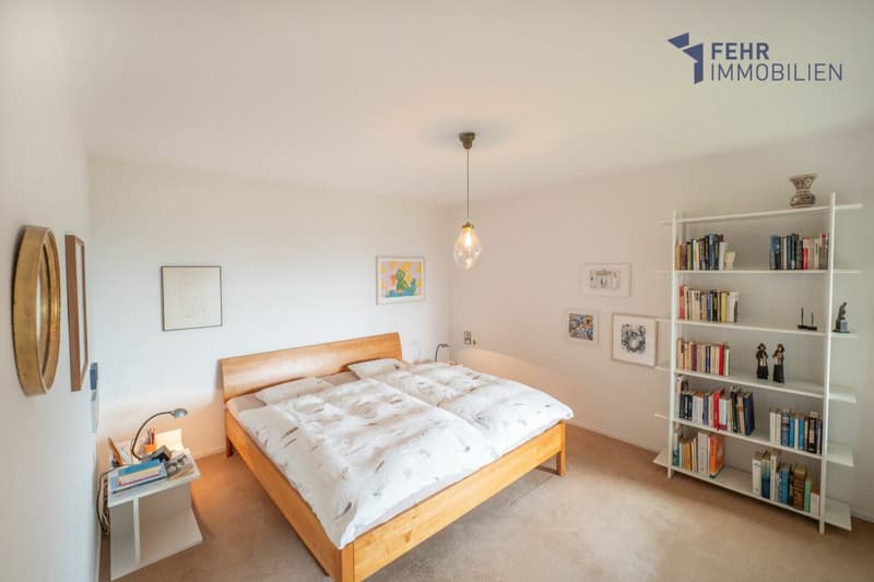 Fehr Immobilien - 4½-Zi.-Terrassenappartement mit herrlicher Aussicht (6)