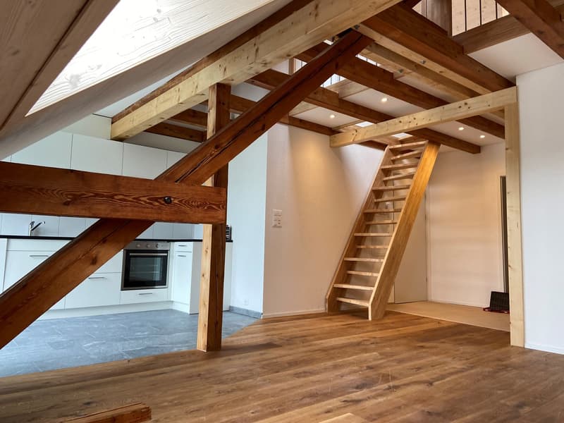 Charmante 2.5-Zimmer-Dachwohnung mit Galerie und Balkon in Liebefeld (13)