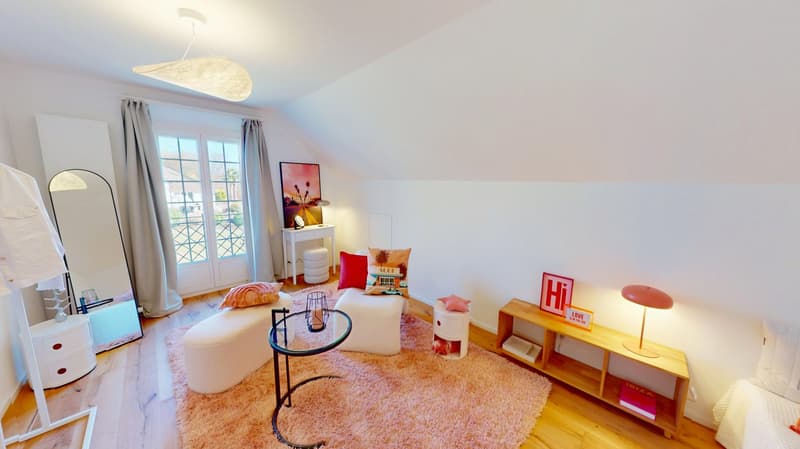 Idyllic country house with panoramic views, large garden and garage in Lupsingen (11)