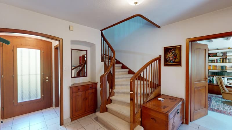 Charming single-family house with idyllic garden paradise in the sought-after Bruderholz quarter (8)