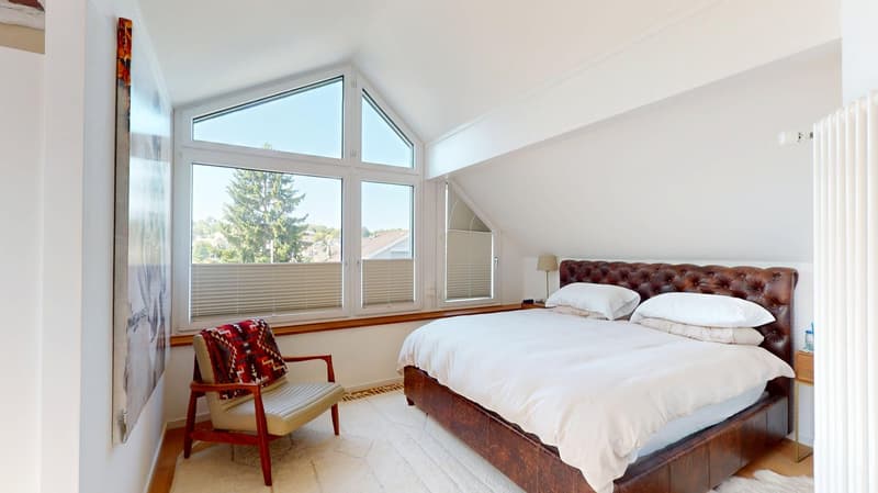 Detached 6-room single-family house with terrace, garden, and garage in a quiet family location in Bottmingen (9)