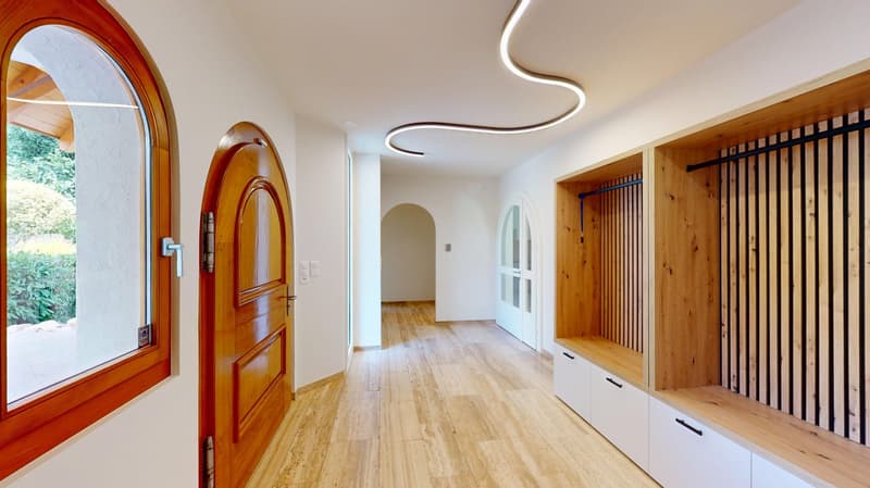 Villa de campagne représentative de 9 pièces avec piscine intérieure moderne sur Muttenzer Dürrberg (2)