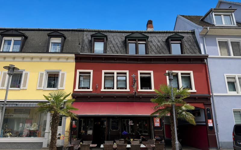 Charming residential and commercial building with expansion potential in the center of Wehr (1)