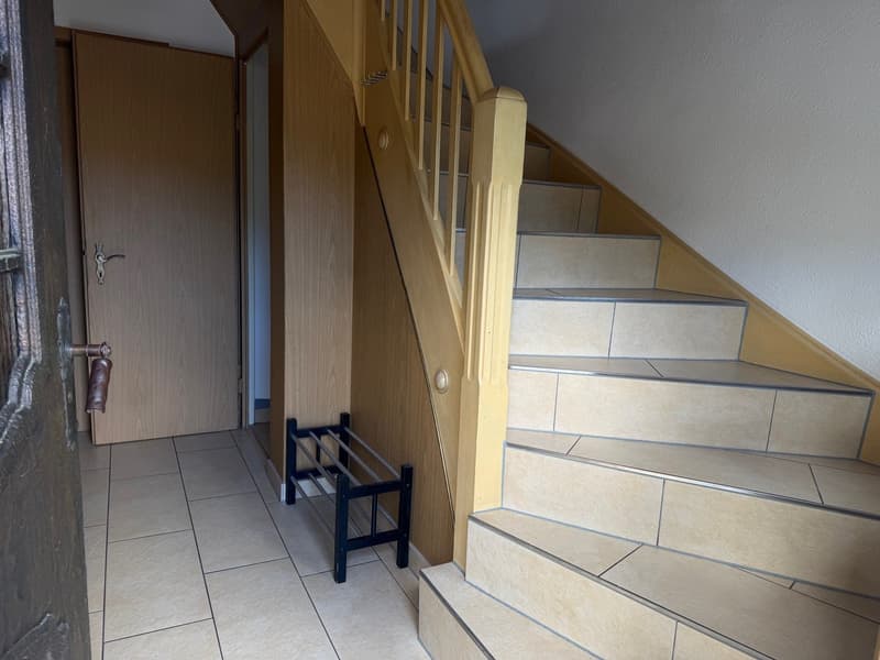 Casa a schiera di 5 locali con ampio giardino invernale in zona residenziale familiare (12)