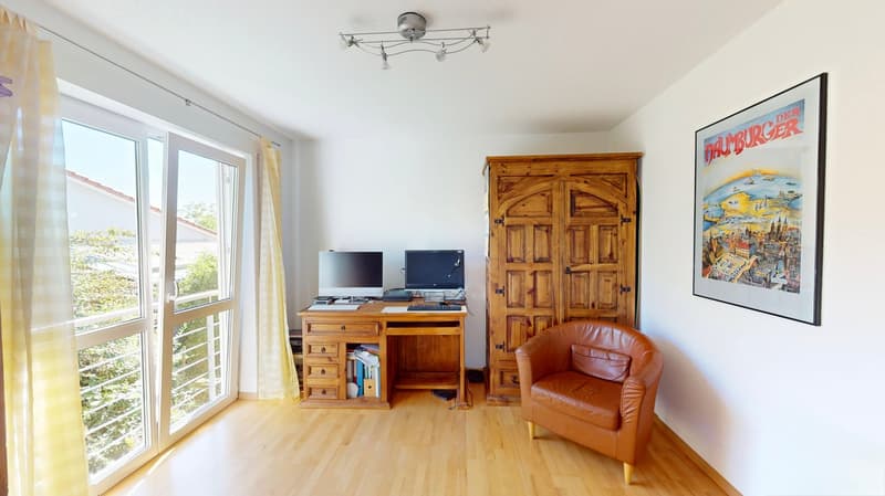 Appartement lumineux 3,5 pièces au Tüllinger avec vue panoramique, terrasse spacieuse - plan d'étage ouvert (11)