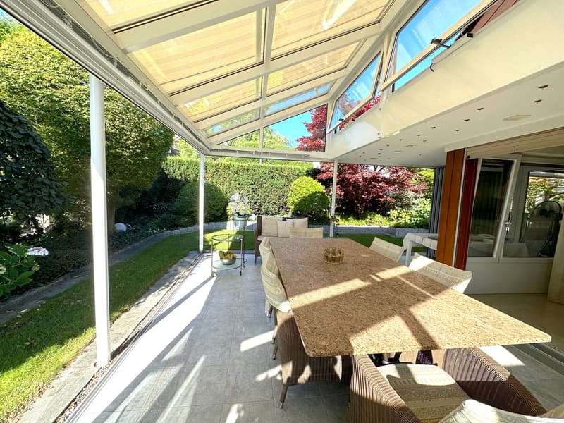 Binningen : Grosszügige 6,5 Zimmer - Villa mit Wintergarten u. Indoorpool (8)