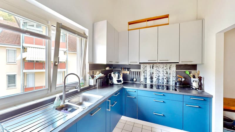 Wohnen mit Weitblick: 4-Zi. Dachgeschosswohnung hohe Decken, großzügiger Balkon und TG-Stellplatz (8)