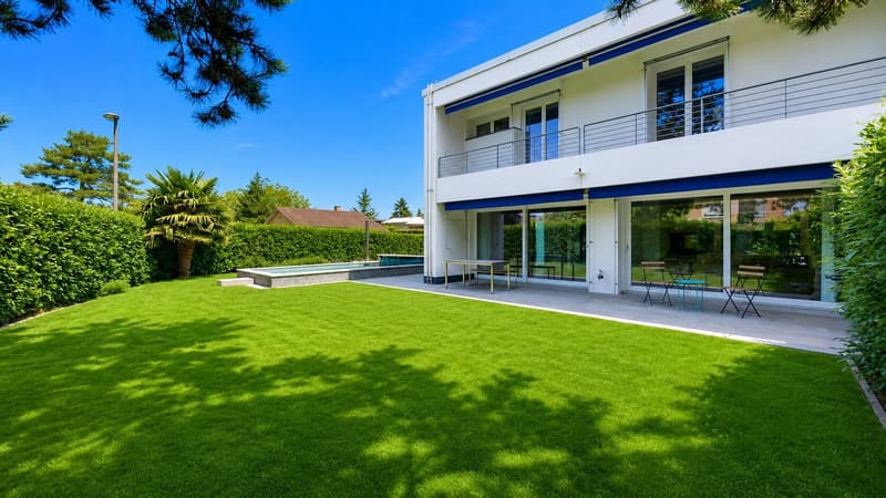 Exklusives REH: Eigenständig, traumhafter Garten, totalsaniert und Edelstahlpool von höchster Qual. (12)
