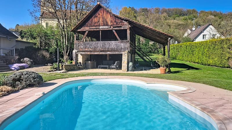 Charmante Villa mit Pool und grossem Garten in Wittersdorf (2)