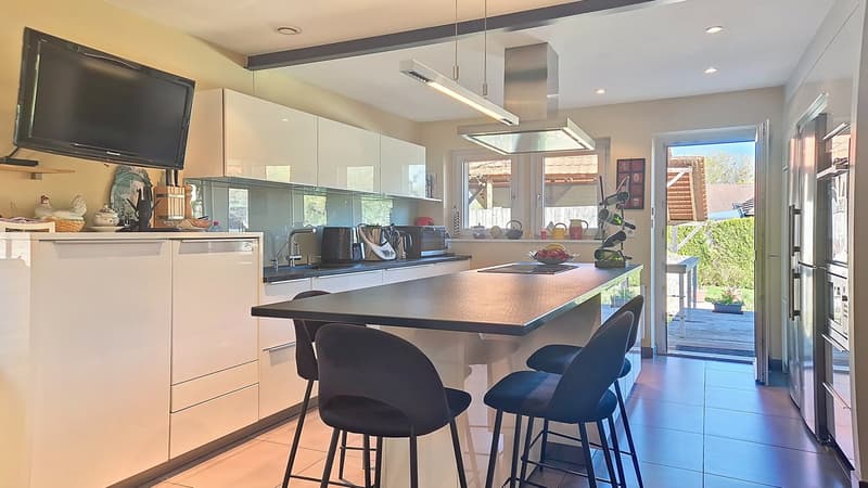 Charmante Villa mit Pool und grossem Garten in Wittersdorf (9)