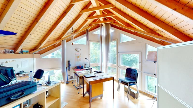 6,5 Zimmer Architektenhaus mit grossem Gartenparadies Garage in verkehrsgünstiger Lage von Böckten (10)