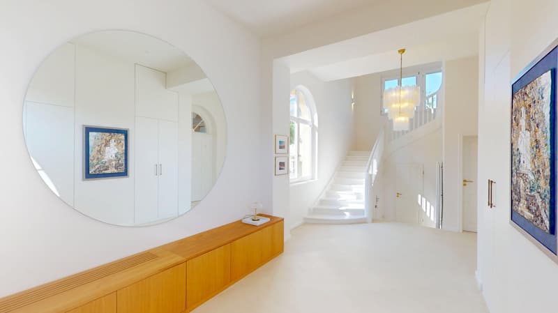 Historischer Charme trifft modernes Design Kernsanierte Villa in Altweil mit 346 m² Wohnfläche (3)