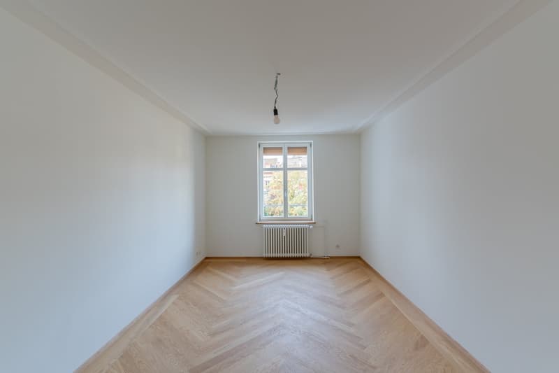 Charming 2-room old building apartment in a good location (3)