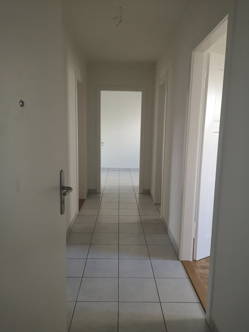 Appartamento in cooperativa di 3 locali familiare vicino al prato (7)
