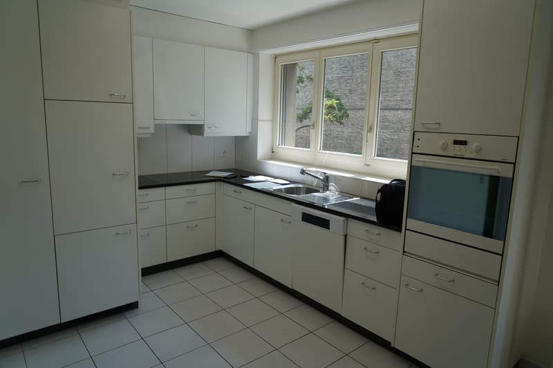 Appartement coopératif spacieux 3 pièces à proximité du Rhin ! (2)
