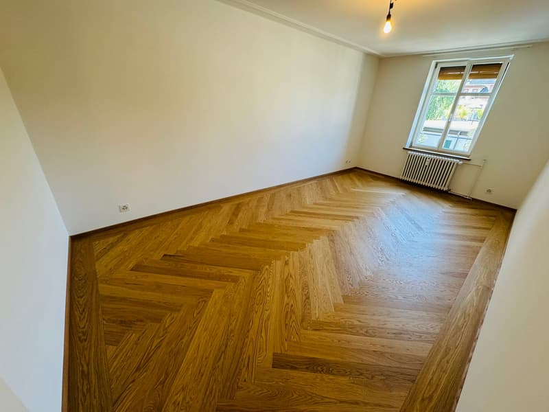 Charming 2-room old building apartment in a good location (3)